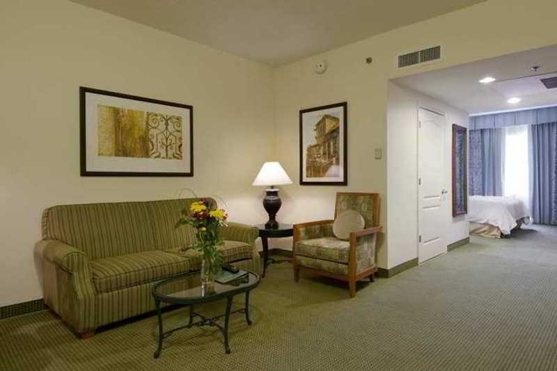 Hilton Garden Inn Tampa Ybor Historic District Room photo